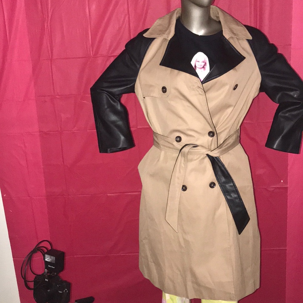 COPY - 🆕 ZARA TRENCH COAT😊